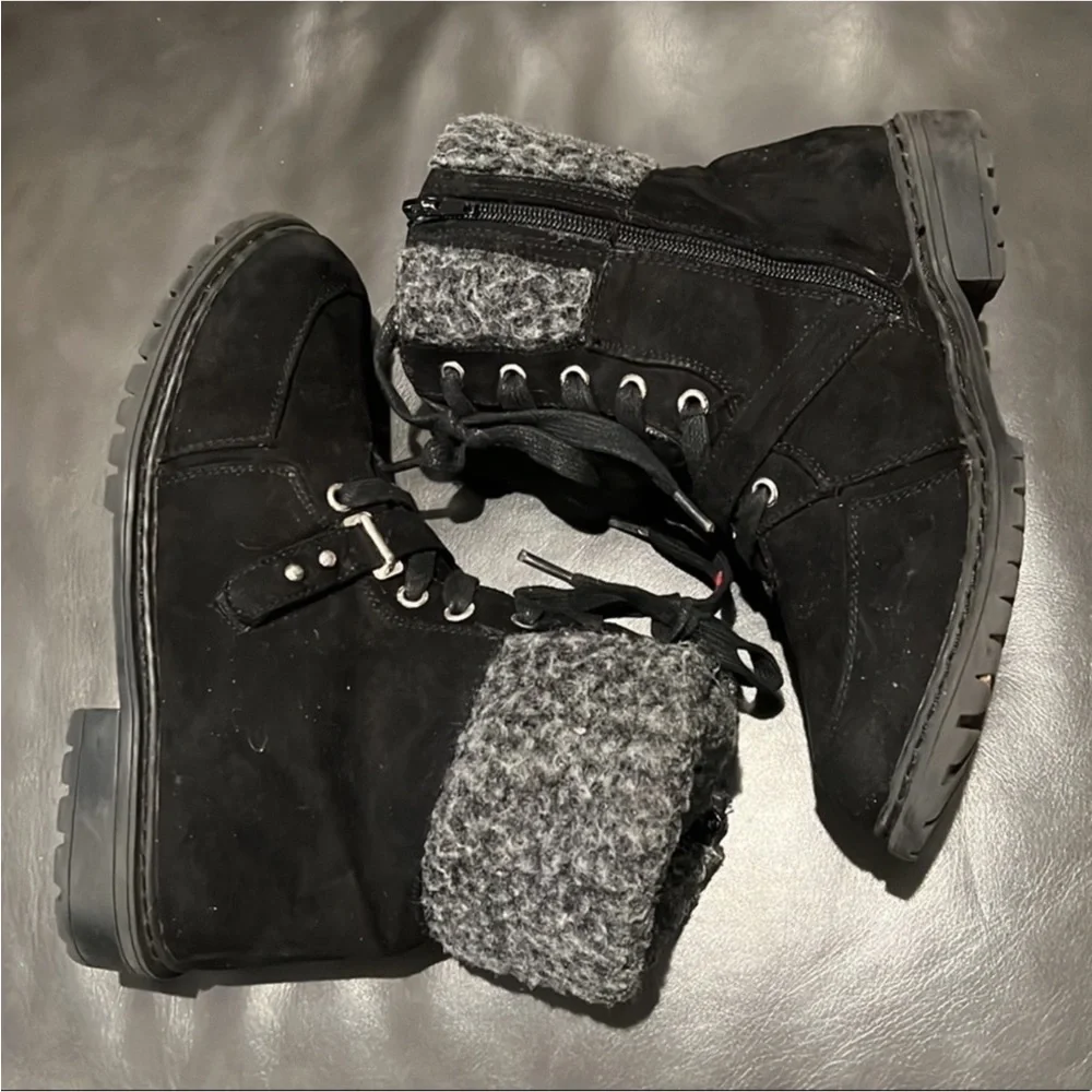 Authentic Stuart Weitzman kids designer black lace up boots sz big girls 4